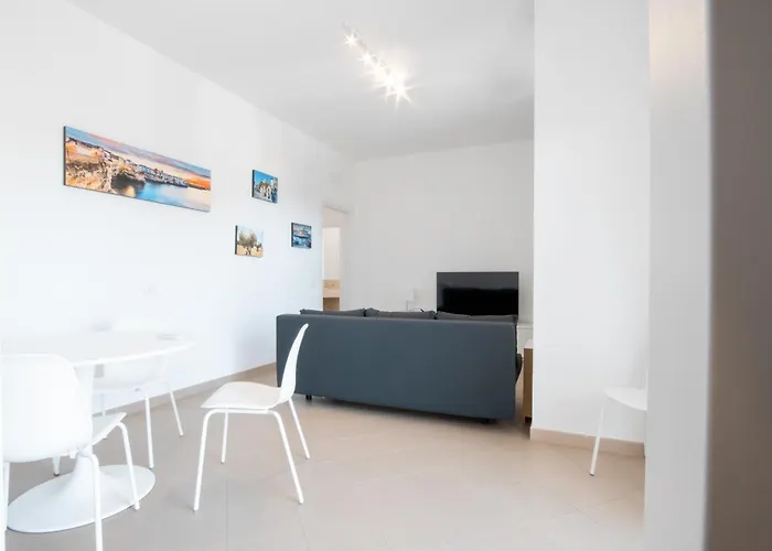 Dai Bersaglieri Big House